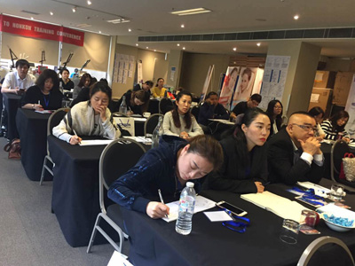 ���Č�ɫ�߿�˥���ް���ī�������_